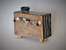 Load image into Gallery viewer, Pebble 'Box' Vase
