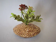 Load image into Gallery viewer, Red Gold Carved 'Disc' Vase

