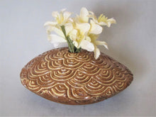 Load image into Gallery viewer, Red Gold Carved 'Disc' Vase

