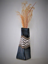 Load image into Gallery viewer, Blue/White 'Twisted Triangle' Vase
