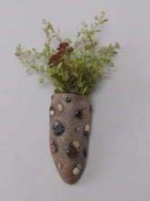 Load image into Gallery viewer, Pebble/Texture Wall Pocket
