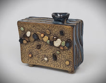 Load image into Gallery viewer, Med. Rectangle 'Pebble' Box Vase
